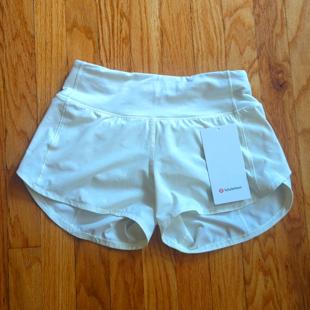 Lululemon Speed Up MR Short 4" *Lined. Size 2.